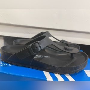 Birkenstock Gizeh Essentials sandals